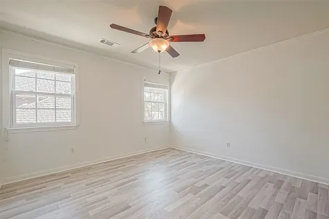 1015 Sugar Lakes Drive Sugar Land TX 77478