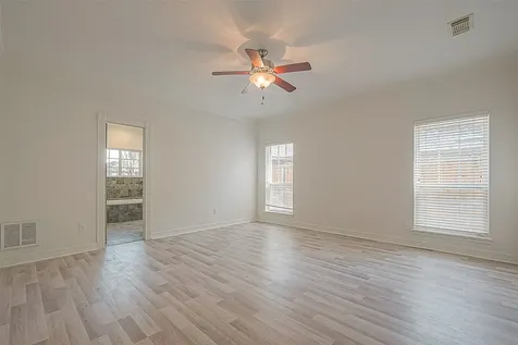 1015 Sugar Lakes Drive Sugar Land TX 77478