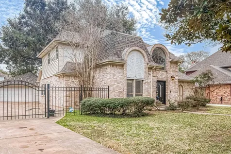 1015 Sugar Lakes Drive Sugar Land TX 77478