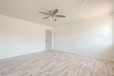 1015 Sugar Lakes Drive Sugar Land TX 77478