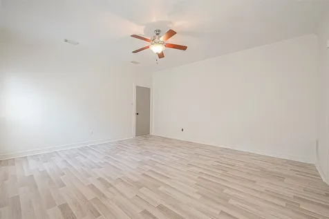 1015 Sugar Lakes Drive Sugar Land TX 77478