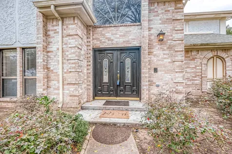 1015 Sugar Lakes Drive Sugar Land TX 77478