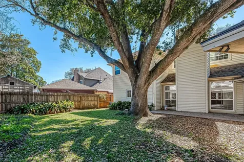 1015 Sugar Lakes Drive Sugar Land TX 77478