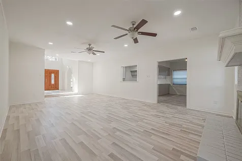 1015 Sugar Lakes Drive Sugar Land TX 77478