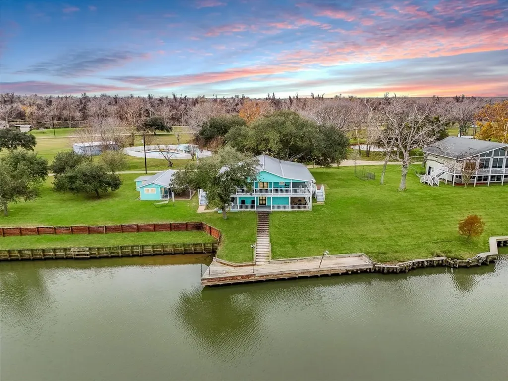 462 Exotic Isle Drive Matagorda TX 77457