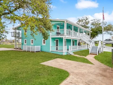462 Exotic Isle Drive Matagorda TX 77457