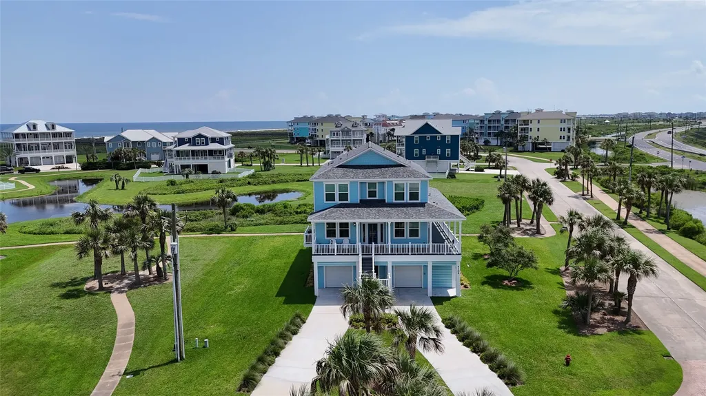 4102 Sandhill Crane Way Galveston TX 77554