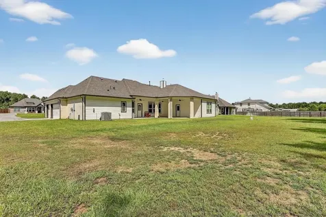 16438 Stonewall Street Conroe TX 77303