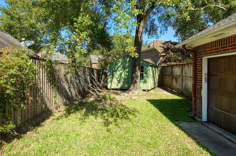 14907 Pine Point Court Houston TX 77070