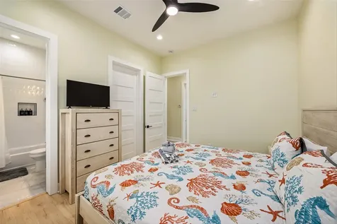 11207 Schwartz Drive Galveston TX 77554