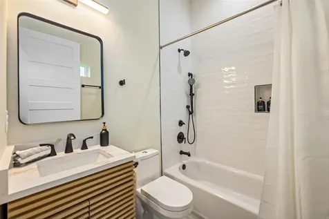 11207 Schwartz Drive Galveston TX 77554