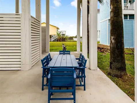 11207 Schwartz Drive Galveston TX 77554