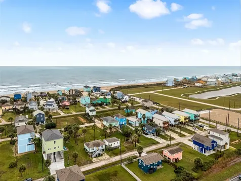 11207 Schwartz Drive Galveston TX 77554