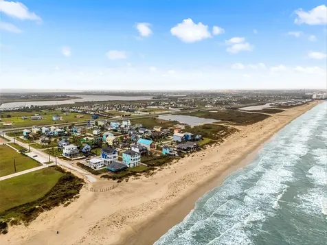 11207 Schwartz Drive Galveston TX 77554