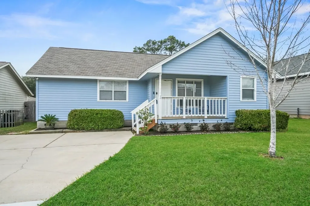 15025 Conroe Bay Boulevard Willis TX 77318