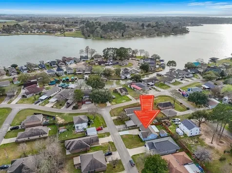 15025 Conroe Bay Boulevard Willis TX 77318