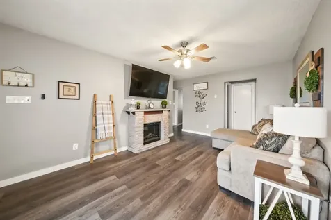 15025 Conroe Bay Boulevard Willis TX 77318