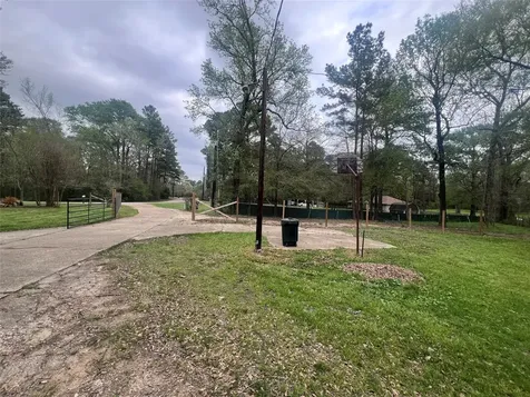41517 S Brenda Lane A Magnolia TX 77354