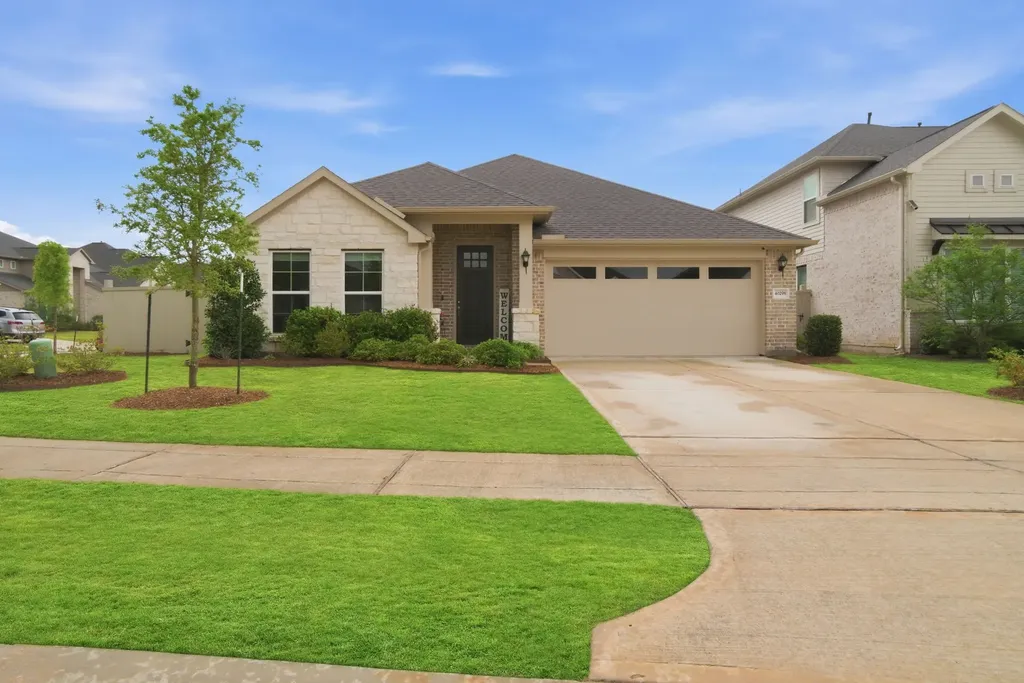 40298 S Heron Heights Way Magnolia TX 77354