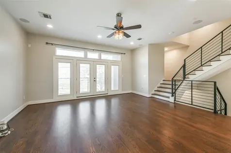2422 Hadley Street Houston TX 77003