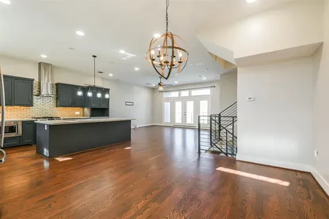 2422 Hadley Street Houston TX 77003