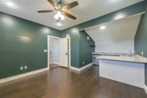 2422 Hadley Street Houston TX 77003