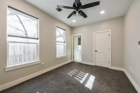 2422 Hadley Street Houston TX 77003