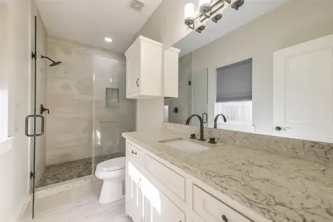 2422 Hadley Street Houston TX 77003