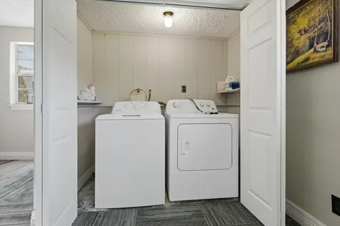 411 County Road 2298 Cleveland TX 77327
