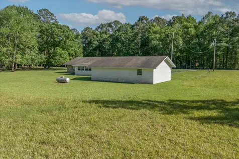 411 County Road 2298 Cleveland TX 77327