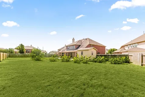 407 Whitney Oaks Lane Stafford TX 77477
