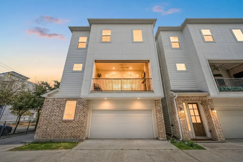 1515 Weber Street A Houston TX 77007