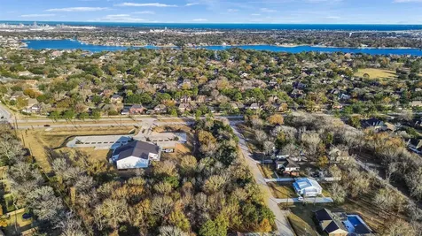 0 Memory Lane Seabrook TX 77586