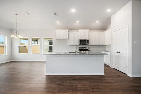 3739 Crawford Street Bay City TX 77414