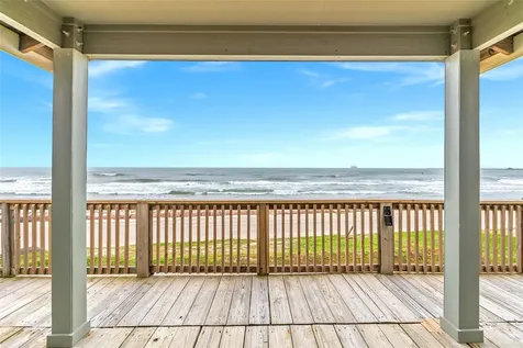 902 Beach Drive Surfside Beach TX 77541