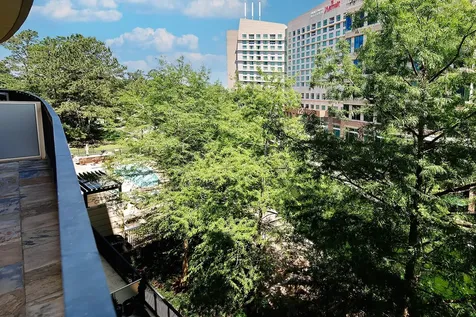 1 Waterway Court 4e The Woodlands TX 77380
