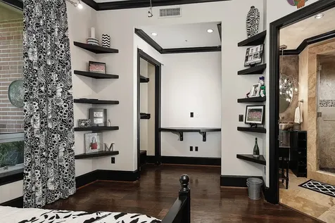 1 Waterway Court 4e The Woodlands TX 77380