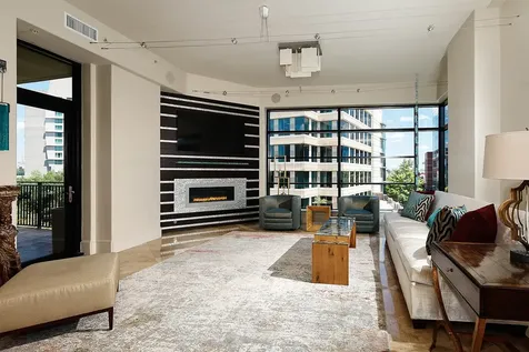 1 Waterway Court 4e The Woodlands TX 77380
