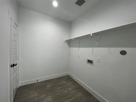 471 Buffalo Trail Angleton TX 77515