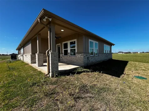 471 Buffalo Trail Angleton TX 77515