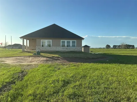 471 Buffalo Trail Angleton TX 77515