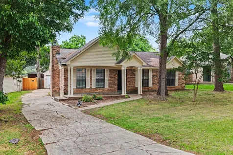 10482 Twin Circles Drive Montgomery TX 77356