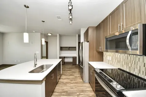 5454 Washington St Avenue 1634 Houston TX 77007