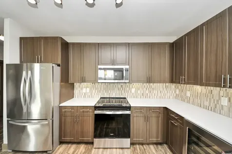 5454 Washington St Avenue 1634 Houston TX 77007
