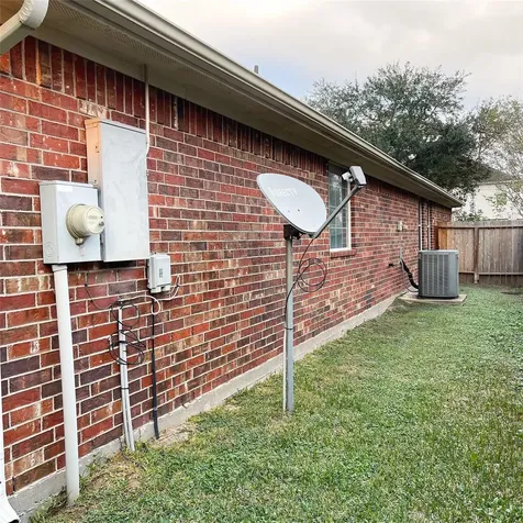 2606 Sun Flare Lane Pearland TX 77584