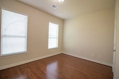 4718 Sabero Lane League City TX 77573