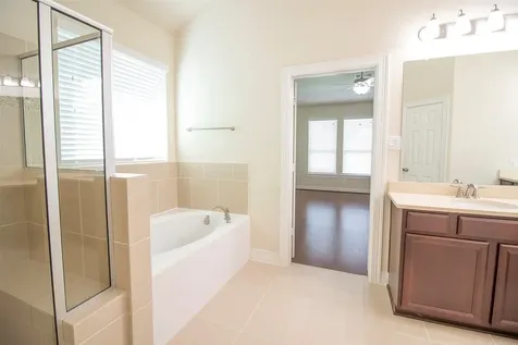 4718 Sabero Lane League City TX 77573