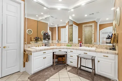 4210 Brownstone Drive Beaumont TX 77706