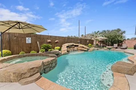 4210 Brownstone Drive Beaumont TX 77706