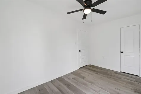 4933 Doolittle Boulevard Houston TX 77033